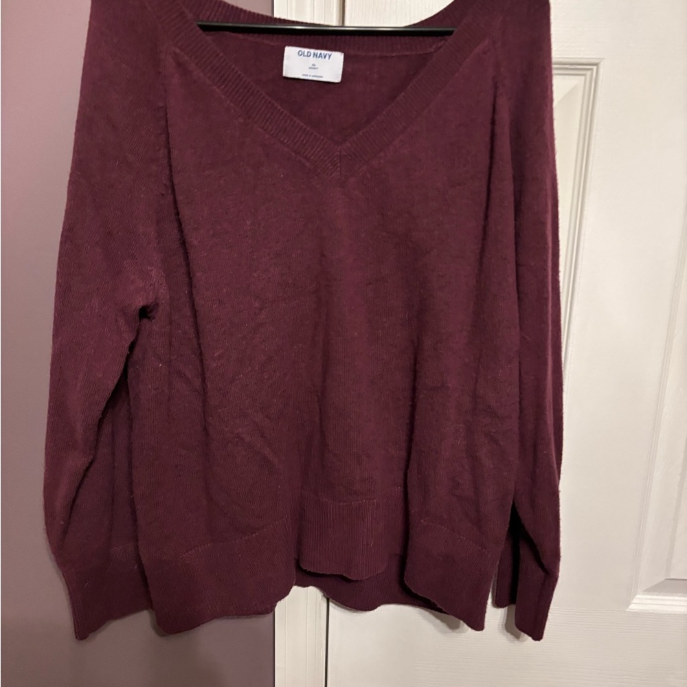 Old Navy Women's Burgundy Sweater